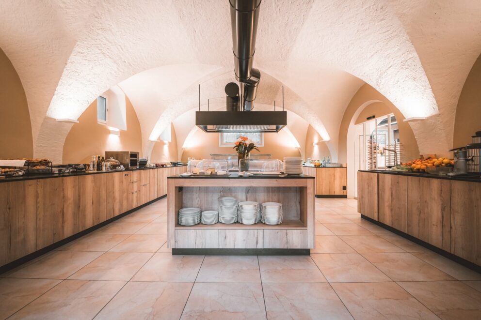 Hotel Mandelhof – Girlan